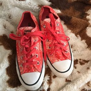 Bandana converse